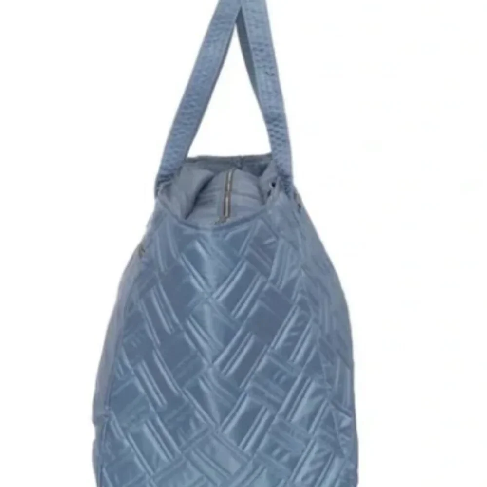 NWT- LUG- AVION SE TOTE- Blue Moon